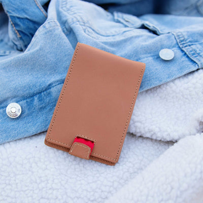 Leather Bi-Fold Money Clip Wallet